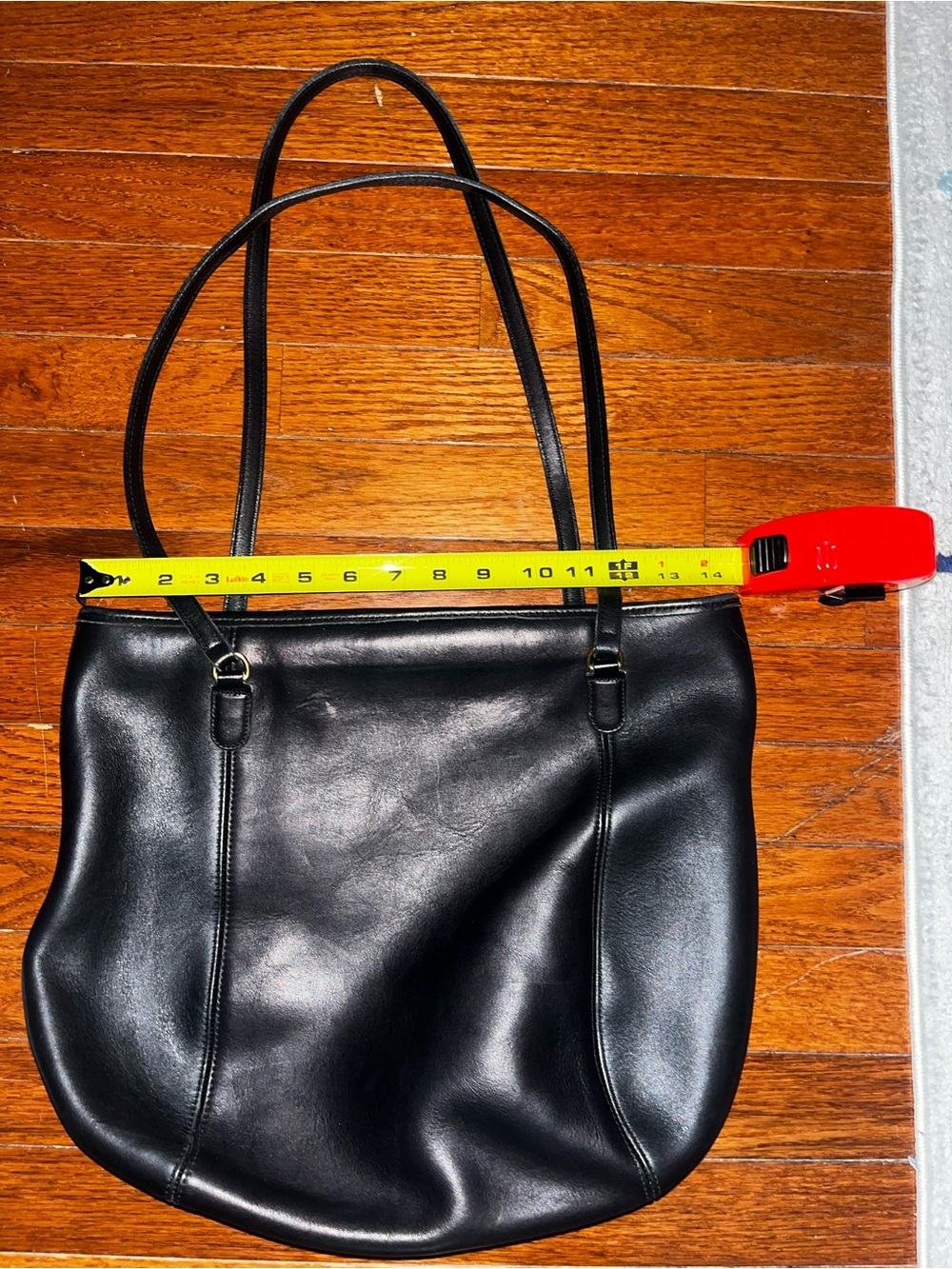 🗝️Vintage Coach Classic Black Leather Tote bag. perfect condition, barely worn.
